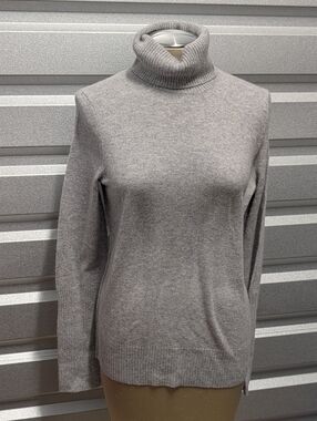 nwt AQUA CASHMERE gray turtleneck sweater M L